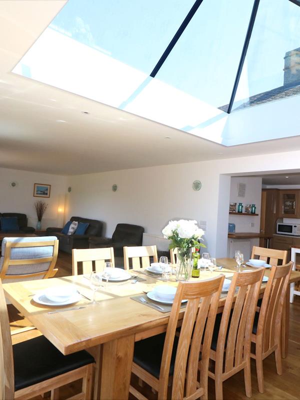 Croyde Holiday Cottages Pebbles Rest Dining