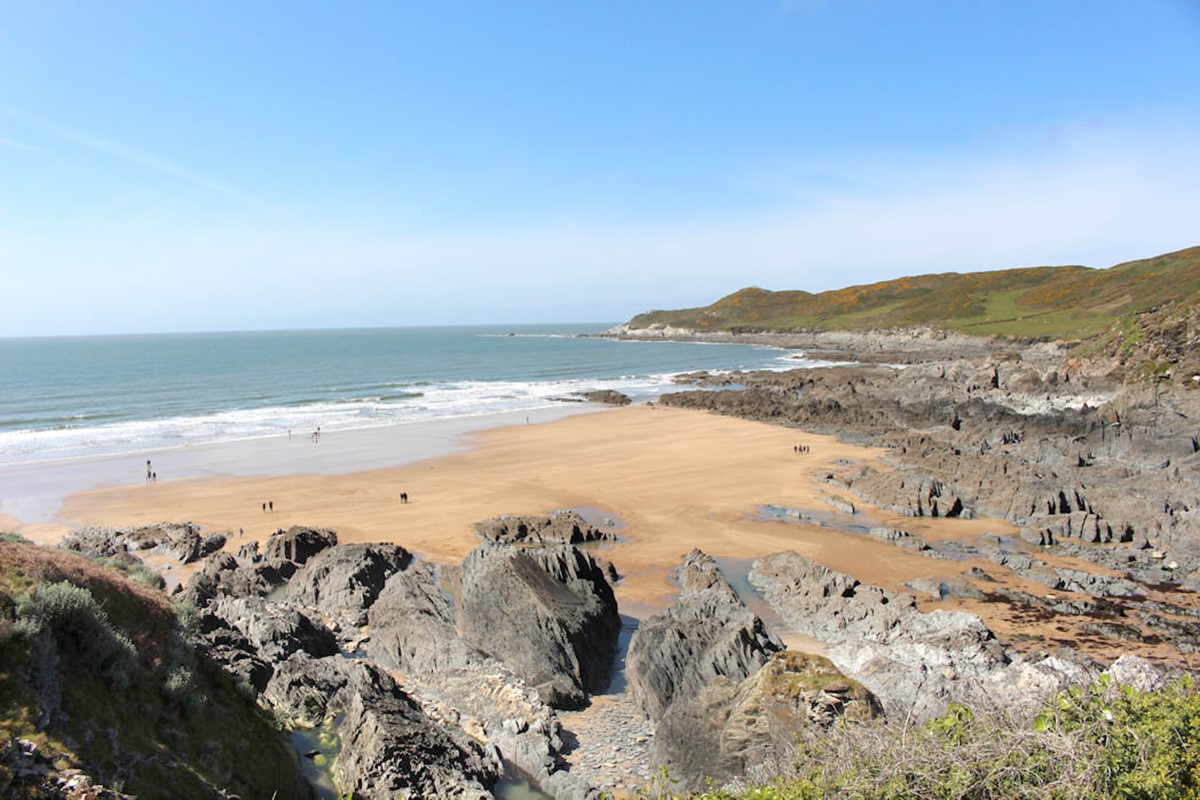 Croyde Holiday Cottages Morte Beach With Rocks