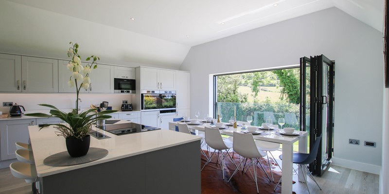 Sharlands 11 Croyde Holiday Cottages Contemporary Dining