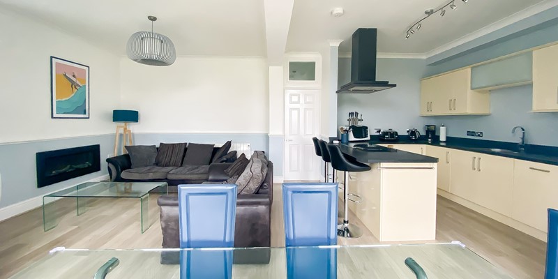 Croyde Sands Lorna Doone 10