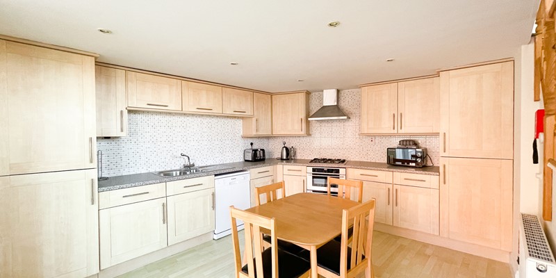 Surf View Woolacombe 5 Of 12