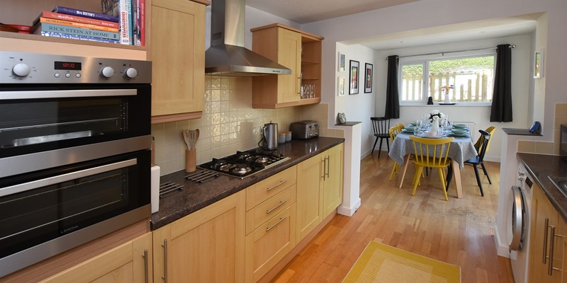 Lundy View Woolacombe Holiday Cottages Kitchen To Dining