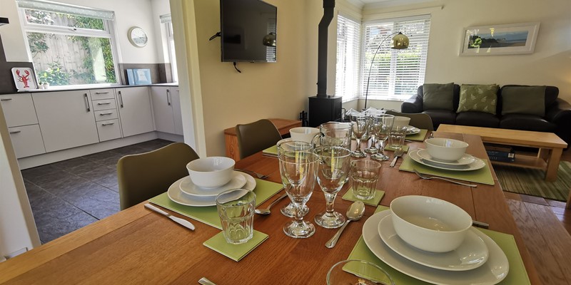 Croyde Holiday Cottages Nuthurst Dining Room 2