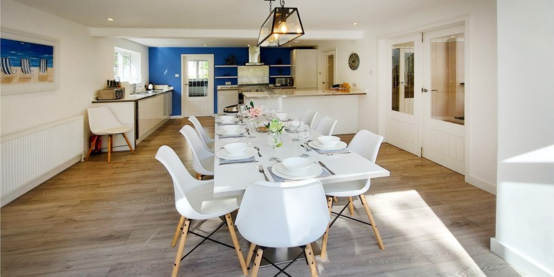 Croyde Holiday Cottages Dining Room 3